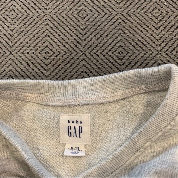 NWOT Gap Grey Sweatshirt w/ Eyelet Detail 6-12M - Picture 3 of 4